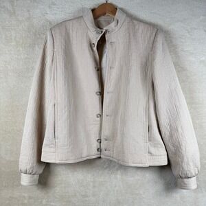 Quilted Jacket 100%‎ Wool Women's Size 40 (8-10 M) Button Up Collarless Beige